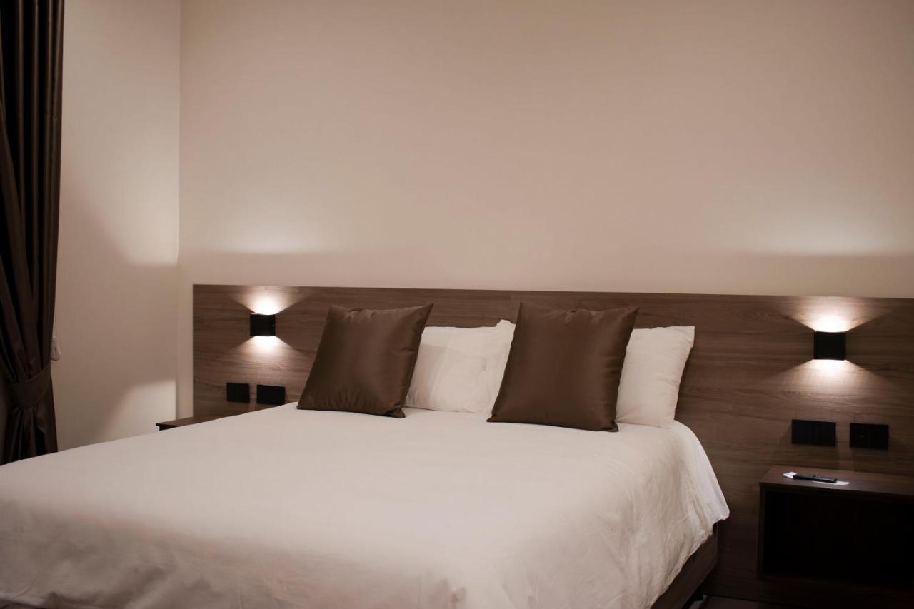 Augusto132 Bed & Breakfast Napoli Dış mekan fotoğraf