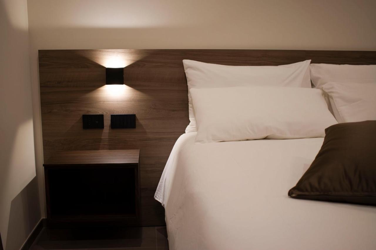 Augusto132 Bed & Breakfast Napoli Dış mekan fotoğraf