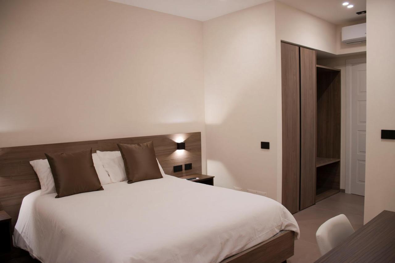 Augusto132 Bed & Breakfast Napoli Dış mekan fotoğraf