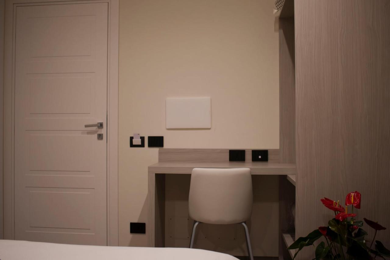 Augusto132 Bed & Breakfast Napoli Dış mekan fotoğraf
