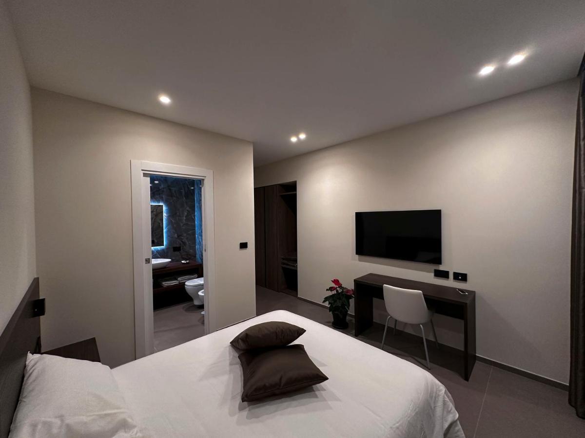 Augusto132 Bed & Breakfast Napoli Dış mekan fotoğraf